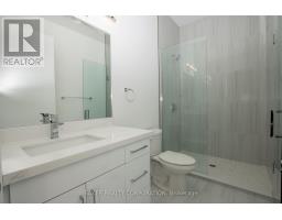 11 - 495 OAKRIDGE DRIVE - 37