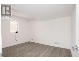 11 - 495 OAKRIDGE DRIVE - 42