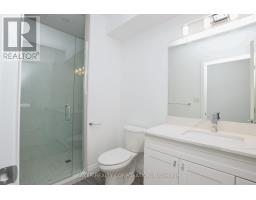 11 - 495 OAKRIDGE DRIVE - 43