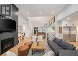 2568 LUCAS AVENUE - 11