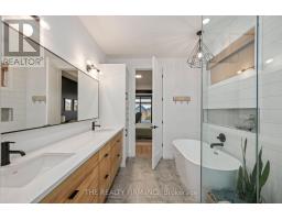 2568 LUCAS AVENUE - 25