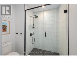 2568 LUCAS AVENUE - 31