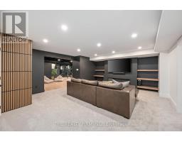 2568 LUCAS AVENUE - 32