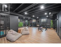 2568 LUCAS AVENUE - 34