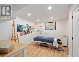 2568 LUCAS AVENUE - 37