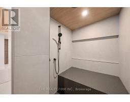 2568 LUCAS AVENUE - 39