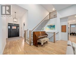 2568 LUCAS AVENUE - 7