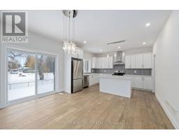 70 ROYAL CRESCENT - 10