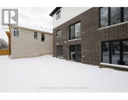 70 ROYAL CRESCENT - 42