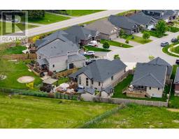 208 EMERY STREET - 4