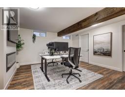 105 PENHALE AVENUE S - 37