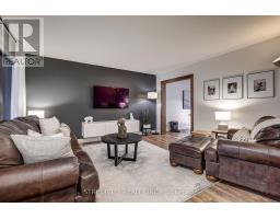 105 PENHALE AVENUE S - 4