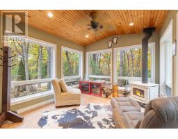 10092 LAKESHORE ROAD - 9