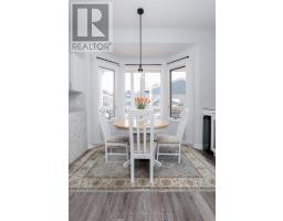 10 - 374 FRONT STREET - 11