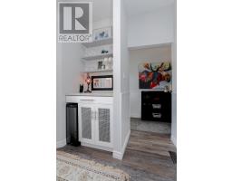 10 - 374 FRONT STREET - 13