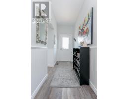 10 - 374 FRONT STREET - 5