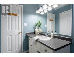 382 CHESTNUT STREET - 24