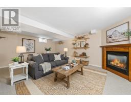 382 CHESTNUT STREET - 33