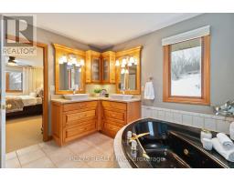 51 MOUNTAINVIEW CRESCENT - 33