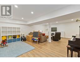 51 MOUNTAINVIEW CRESCENT - 35