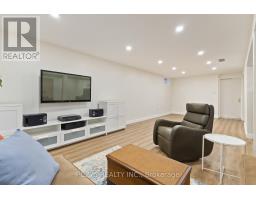 51 MOUNTAINVIEW CRESCENT - 37