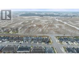 8 CHARTER CREEK COURT - 36