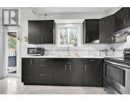 443 SANDRINGHAM CRESCENT - 17