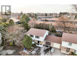 443 SANDRINGHAM CRESCENT - 3