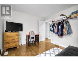 443 SANDRINGHAM CRESCENT - 30