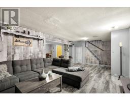 443 SANDRINGHAM CRESCENT - 33