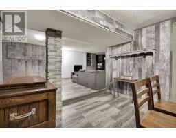 443 SANDRINGHAM CRESCENT - 36