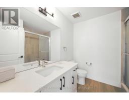 28 - 1870 ALDERSBROOK GATE - 13