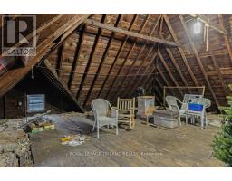 8 WELDON AVENUE - 17