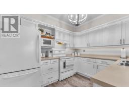 10 - 9 CADEAU TERRACE - 11