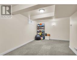 25 HAWKESBURY AVENUE - 23