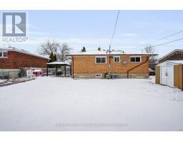 25 HAWKESBURY AVENUE - 35