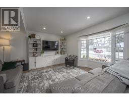 39 LUTON CRESCENT - 21