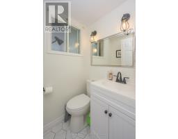 39 LUTON CRESCENT - 33