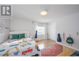 39 LUTON CRESCENT - 39