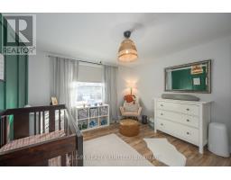 39 LUTON CRESCENT - 41