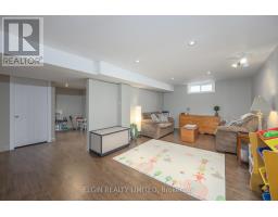 39 LUTON CRESCENT - 44