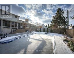 39 LUTON CRESCENT - 7