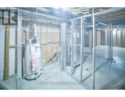 7 - 384 HEAD STREET N - 22