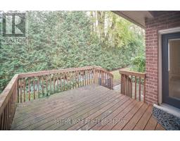 7 - 384 HEAD STREET N - 26