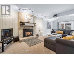 151 BRIXHAM CRESCENT - 14