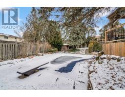 151 BRIXHAM CRESCENT - 36