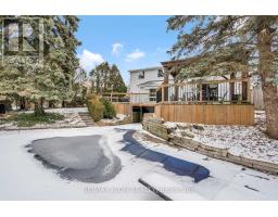 151 BRIXHAM CRESCENT - 37