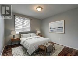 23 DYER CRESCENT - 13