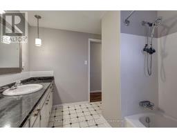 23 DYER CRESCENT - 15