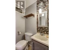 23 DYER CRESCENT - 20